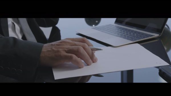 Пример работы LUT из набора Кино-LUT для корпоративного видео Corporate Cinematic