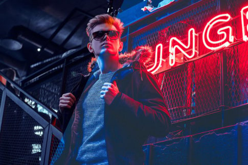 Пример обработки фото пресетом Lustrous Cyberpunk Style TW в Lightroom, кадр 9