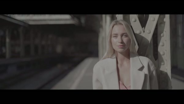 Кадр видео после цветокоррекции LUT для v-log вариант 4