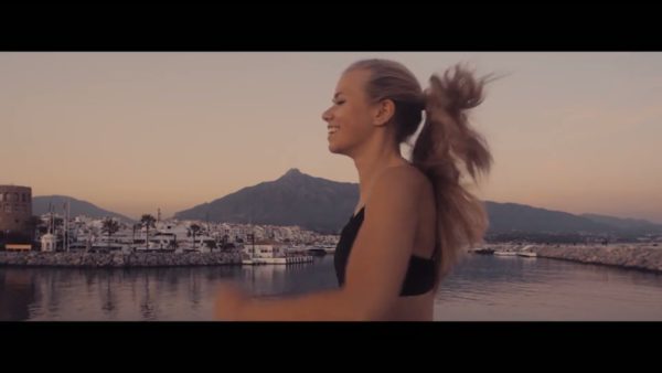 Пример работы LUT из набора Закатные кино-LUT для видео Cinematic Sunset